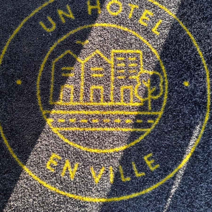 Un Hôtel En Ville La Rochelle (Charente-Maritime) Exterior foto